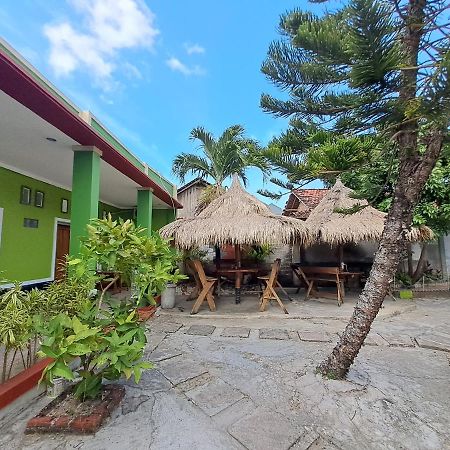 Azza Karimunjawa Hotel Екстериор снимка