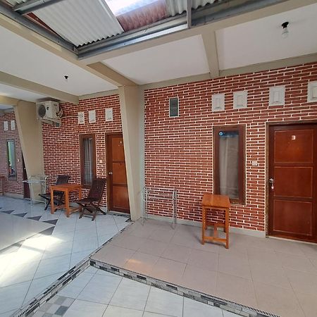 Azza Karimunjawa Hotel Екстериор снимка