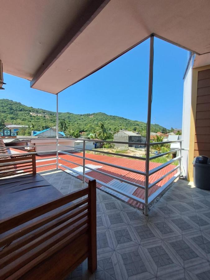 Azza Karimunjawa Hotel Екстериор снимка