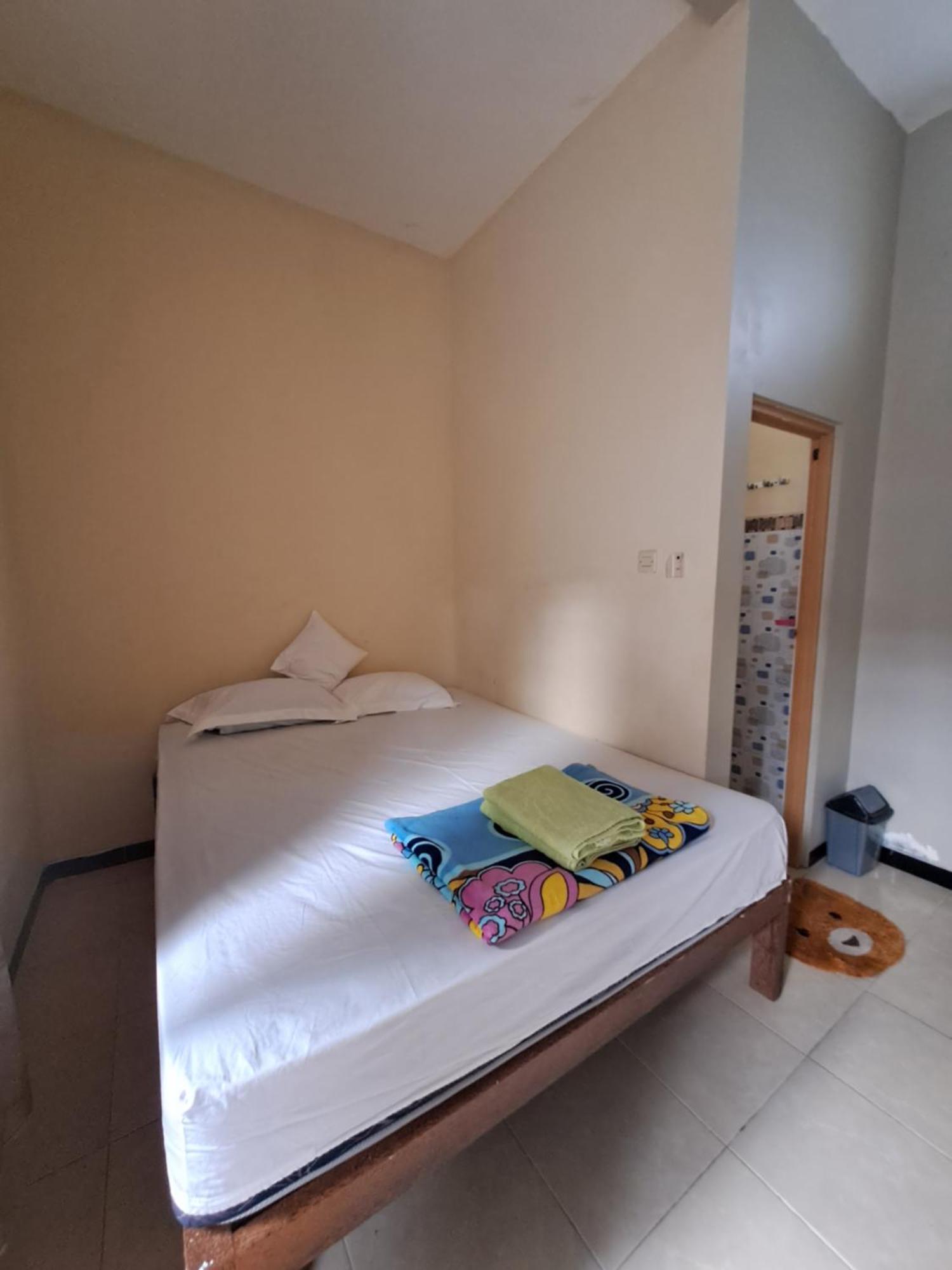Azza Karimunjawa Hotel Екстериор снимка